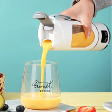 Load image into Gallery viewer, Compact Portable Fresh Fruit Smoothie Juicer Blender
