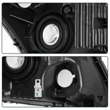 Load image into Gallery viewer, 2008-2012 Honda Accord Sedan Black Headlight Assembly Pair with Amber Corners
