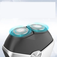 Load image into Gallery viewer, Mini Electric Men&#39;s Shaver
